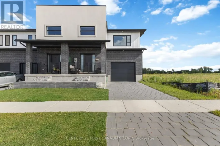 6707 ROYAL MAGNOLIA AVENUE, London South