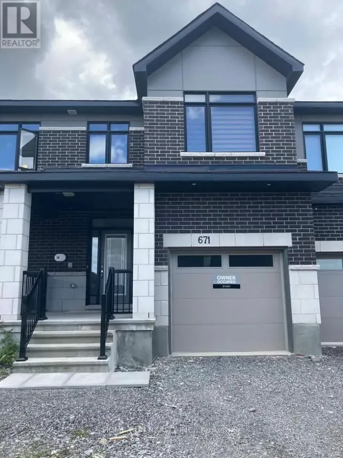 671 RATHBURN LANE, Ottawa
