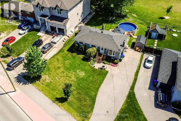 671 SIMCOE ROAD, Bradford West Gwillimbury