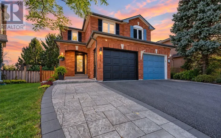 671 WALPOLE CRESCENT, Newmarket