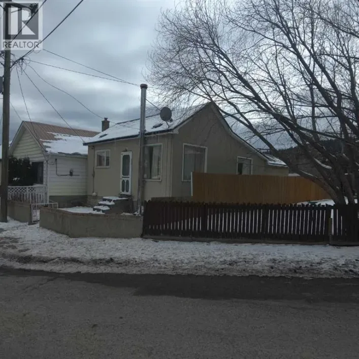 6710 17 Avenue, Coleman