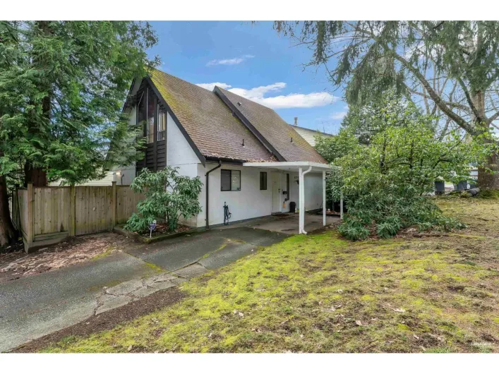 6717 141 STREET, Surrey