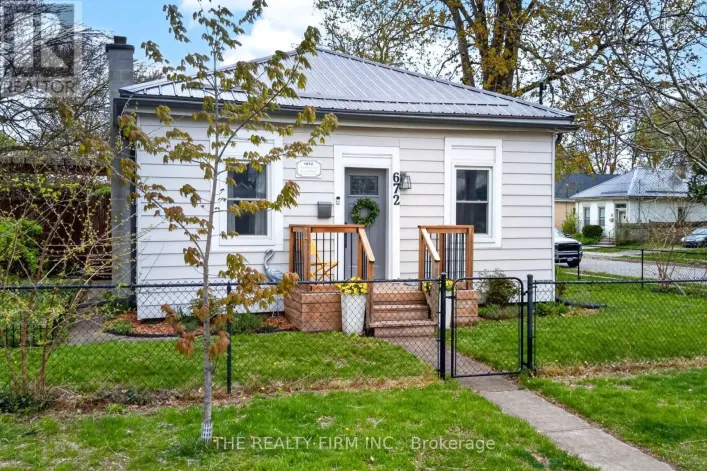 672 ELIAS STREET, London East