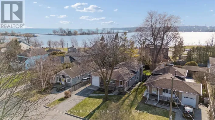 672 PLEASANT STREET, Pickering