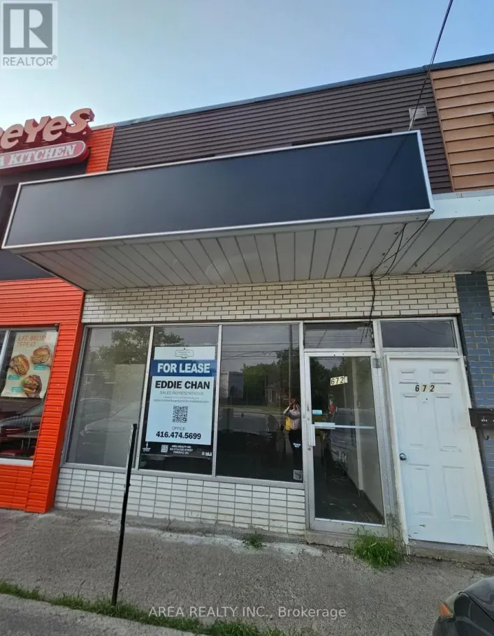 672 SHEPPARD AVENUE W, Toronto