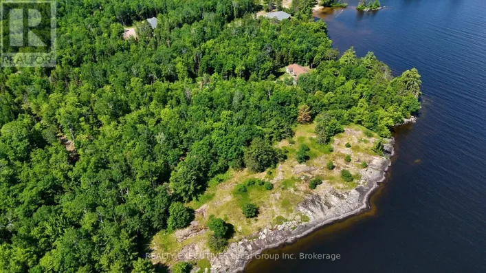 672 TILLICUM BAY ROAD, Callander