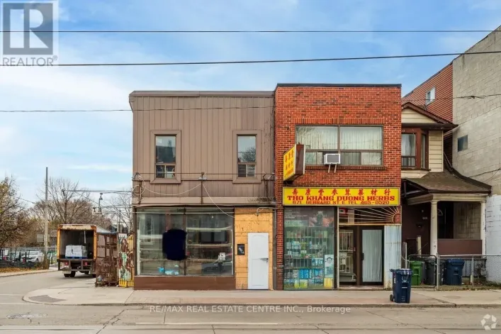 673 GERRARD STREET E, Toronto
