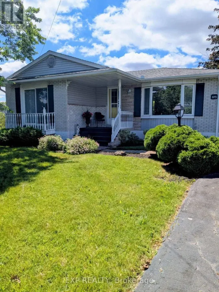 673 WINSTON ROAD, Grimsby