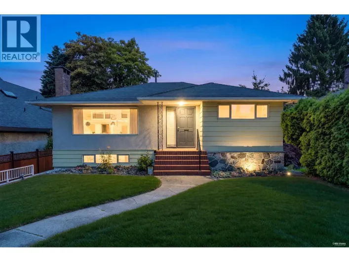 6730 6TH STREET, Burnaby