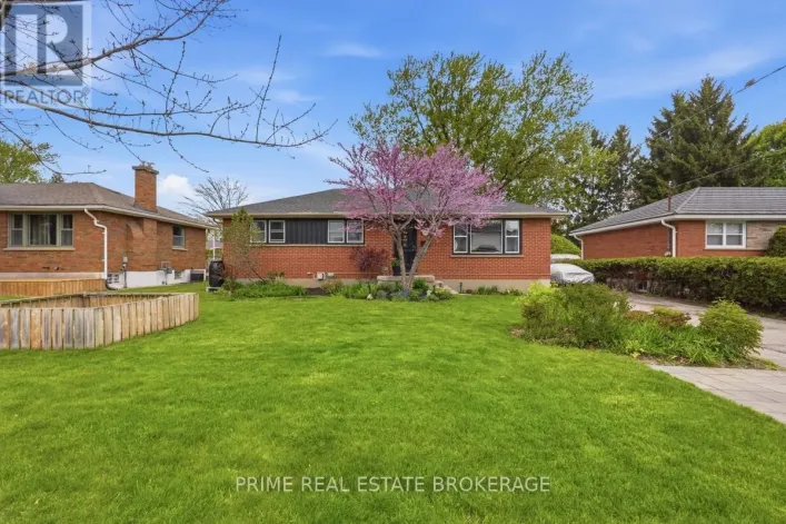 6734 BEATTIE STREET, London South