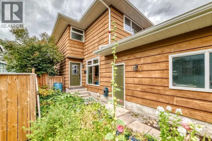 6739 Coach Hill Road SW, Calgary