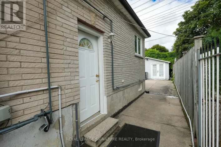674 ABANA ROAD, Mississauga