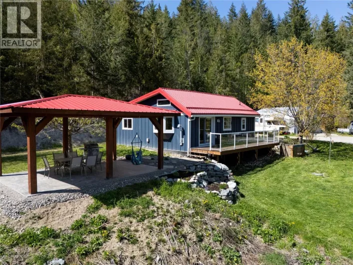 6740 Highway 97A Highway, Grindrod