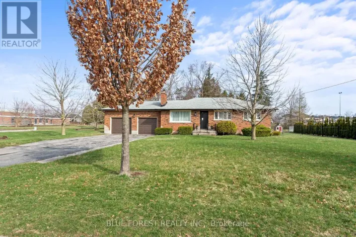 6742 JAMES STREET, London South