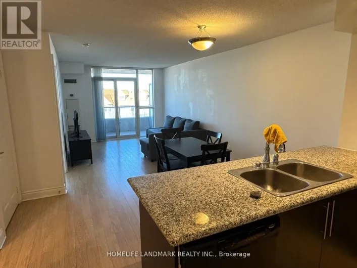 675 - 23 COX BOULEVARD, Markham