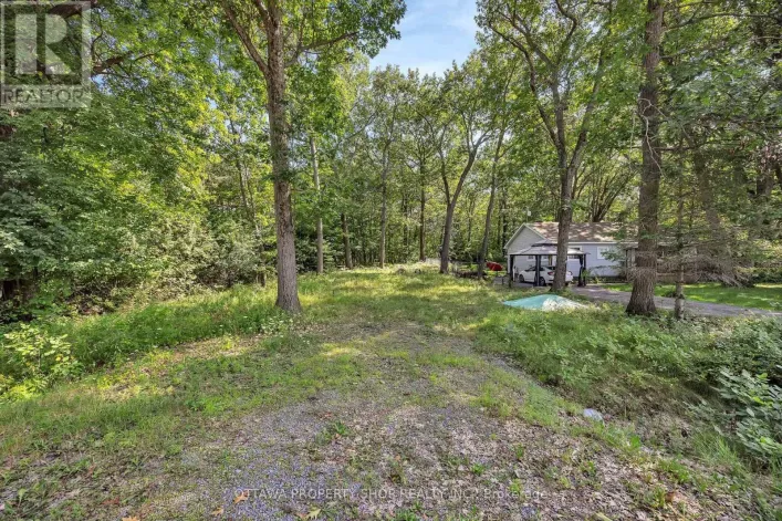 675 BAYVIEW DRIVE, Ottawa