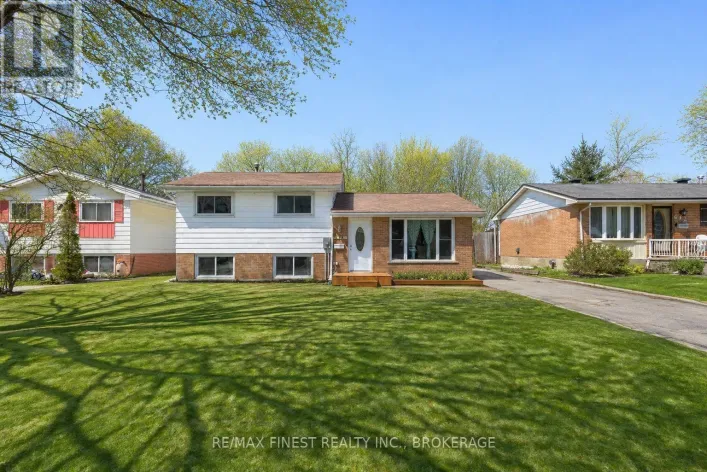 676 LAURIER BOULEVARD, Brockville