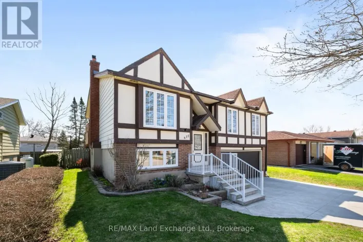 677 KENNARD CRESCENT, Kincardine