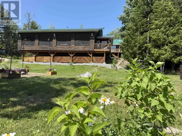 677 Old Station RD, Fort Frances
