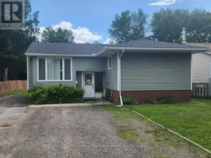 677 TACKABERRY DRIVE, North Bay