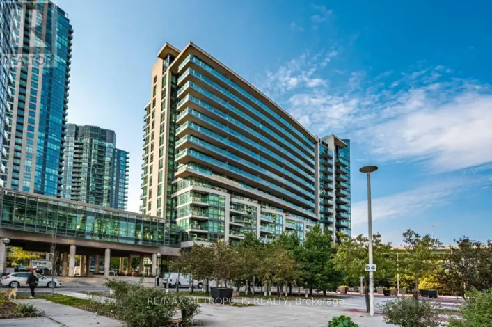 678 - 209 FORT YORK BOULEVARD, Toronto