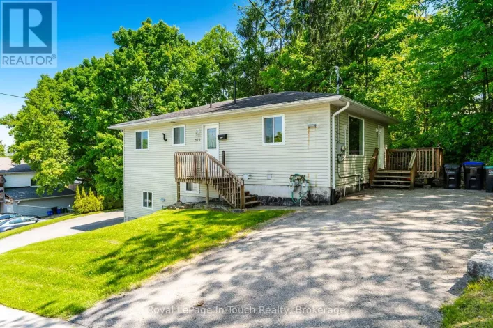 679 MONTREAL STREET, Midland