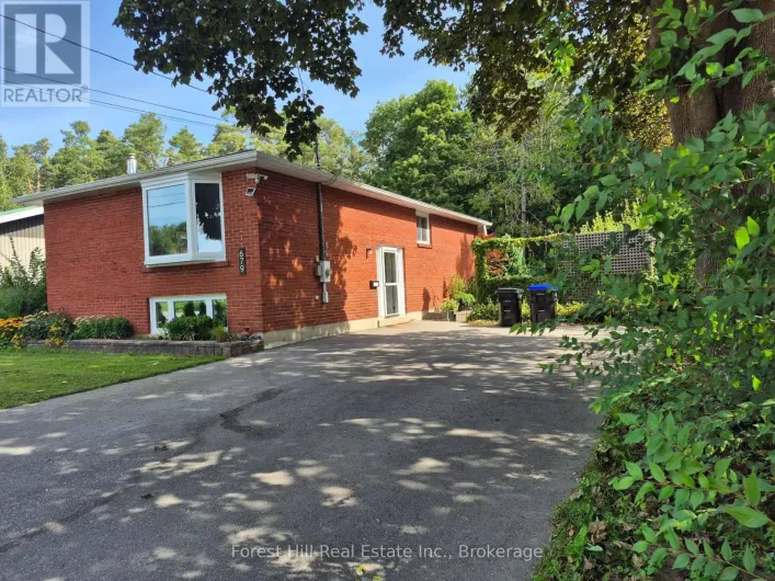 679 SIMCOE AVENUE W, Tay