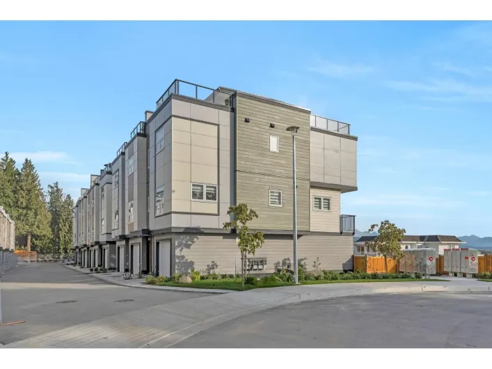 68 7381 PRESTON BOULEVARD, Mission