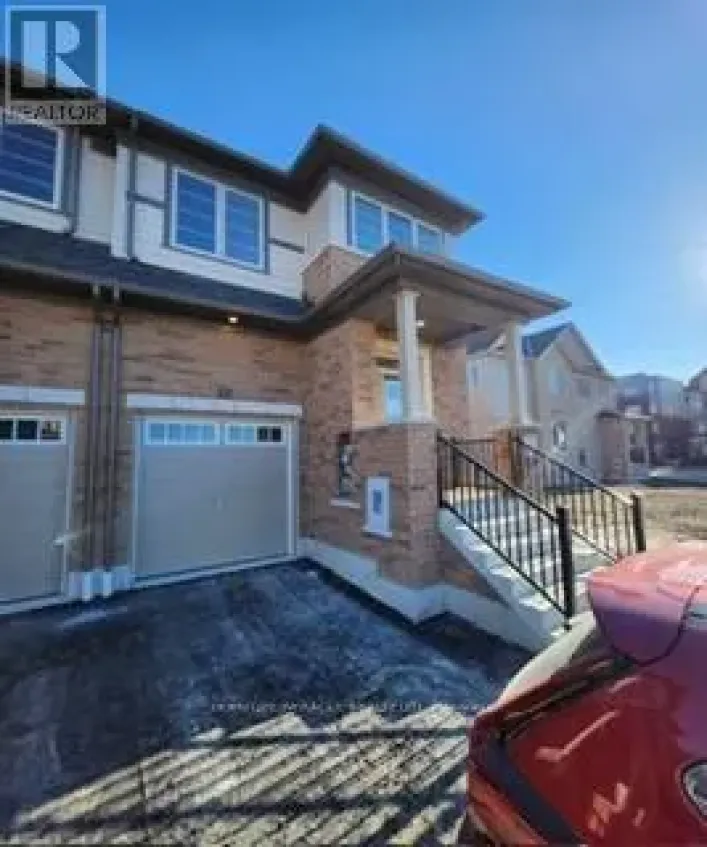 68 AIR DANCER CRESCENT, Oshawa