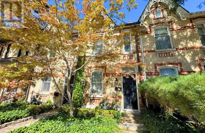 68 BELMONT STREET, Toronto