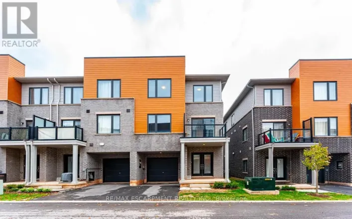 68 DRYDEN LANE, Hamilton