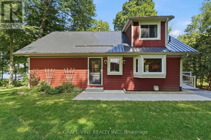 68 GOODMAN CRESCENT, Prince Edward County