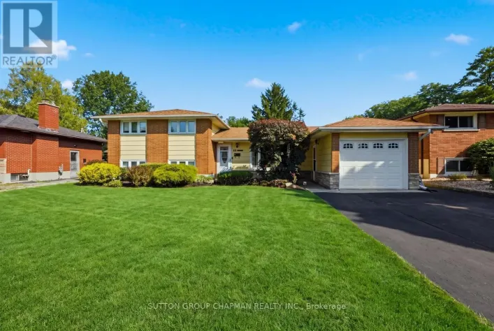 68 HAWKESBURY AVENUE, London East