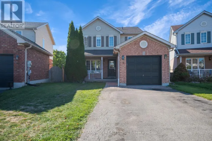 68 HERITAGE COURT, Barrie