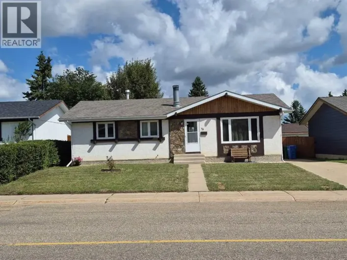 68 Hermary, Red Deer