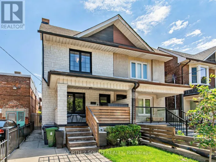 68 HOUNSLOW HEATH ROAD, Toronto