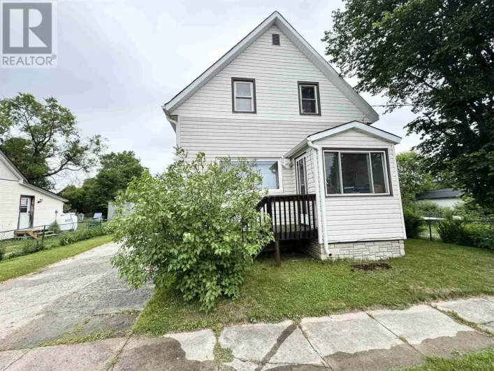 68 Lansdowne ST S, Chapleau