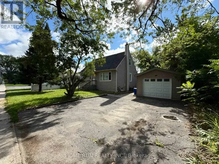 68 MEADOWLANDS DRIVE W, Ottawa