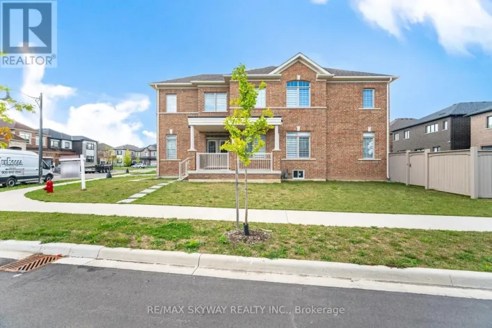 68 POND VIEW GATE, Hamilton