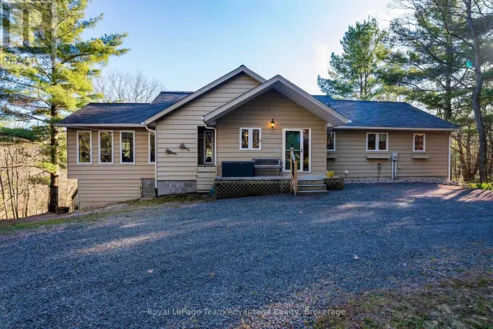 68 SHEBESHEKONG ROAD S, Carling