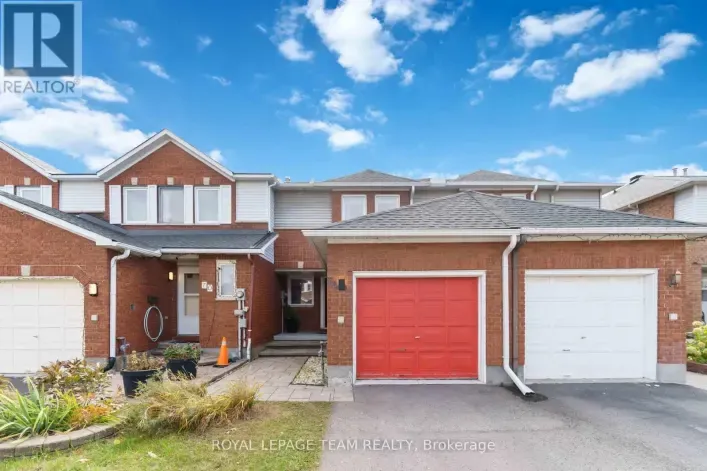 68 WOODBURY CRESCENT, Ottawa