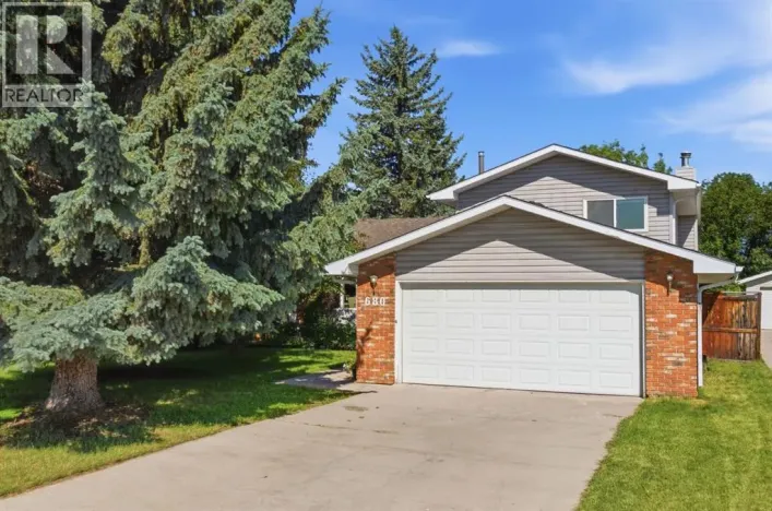 680 Deer Park Way SE, Calgary