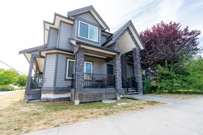 6801 206 STREET, Langley