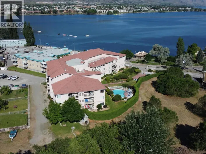 6805 COTTONWOOD Drive Unit# 201, Osoyoos