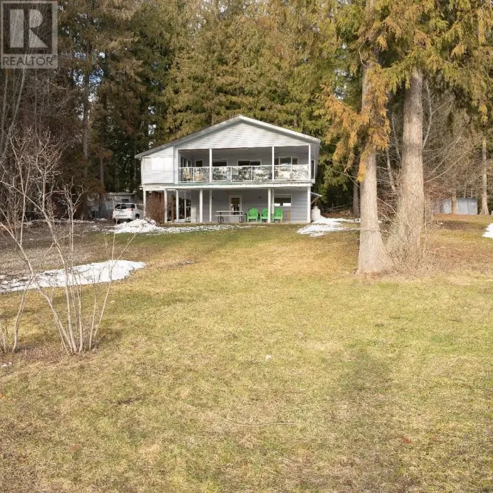 6807 Squilax - Anglemont Road, Magna Bay