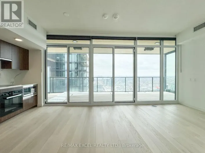 6808 - 1 CONCORD CITY PLACE WAY, Toronto