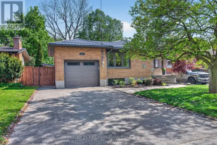 681 BRANT STREET, London East