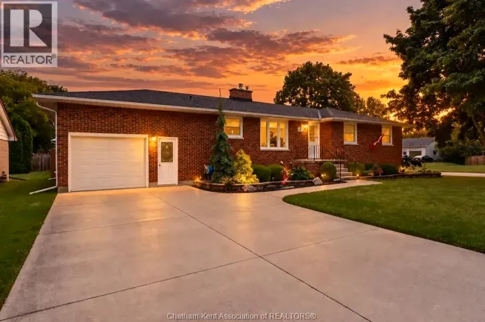 681 CENTENNIAL STREET, Plympton-Wyoming