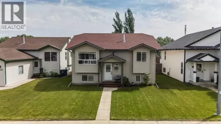 6815 58 Street, Rocky Mountain House