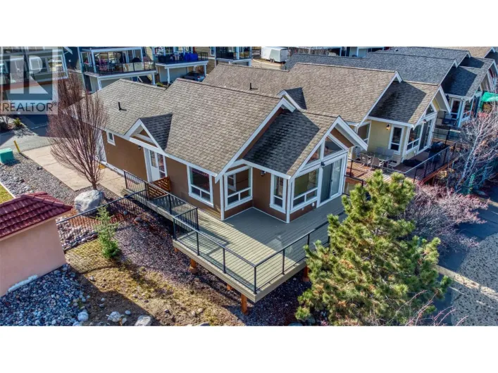 House for sale: 6819 Madrid Way Unit# 355, Kelowna
